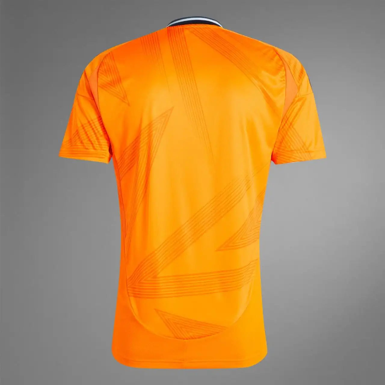 تيشيرت ريال مدريد الاحتياطي للرجال 24/25