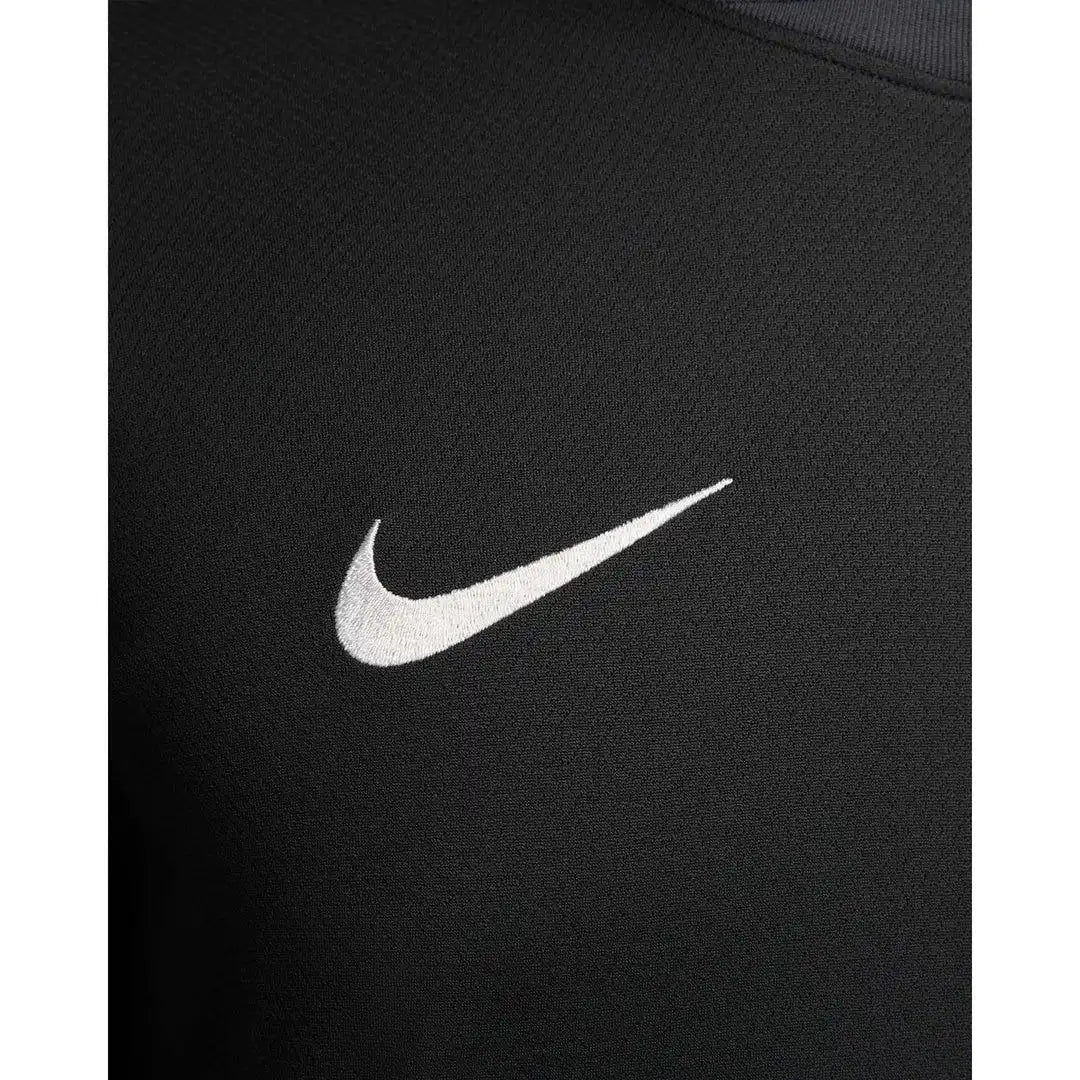 قميص ليفربول 24/25 الأساسي (خارج الأرض)