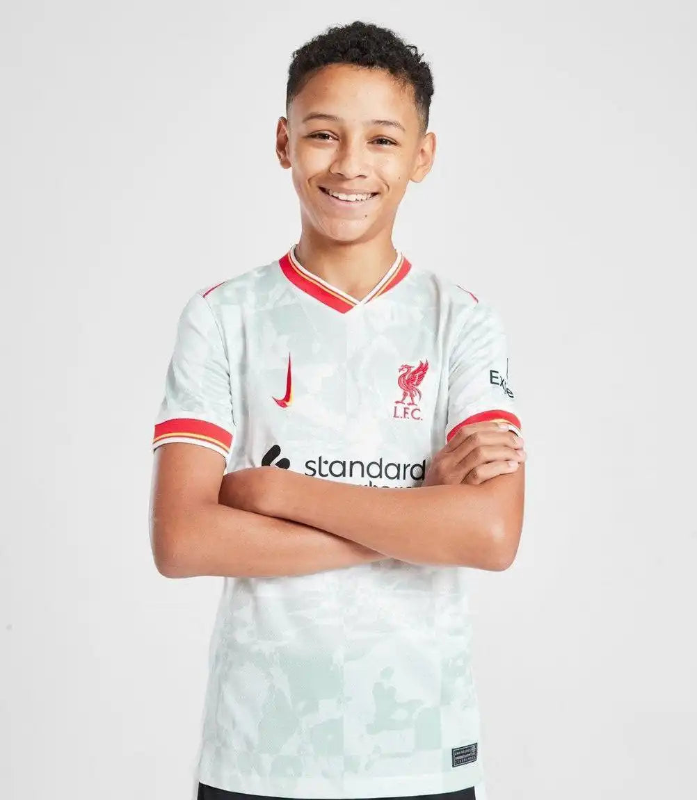تيشرت ليفربول الثالث لموسم 2024/25