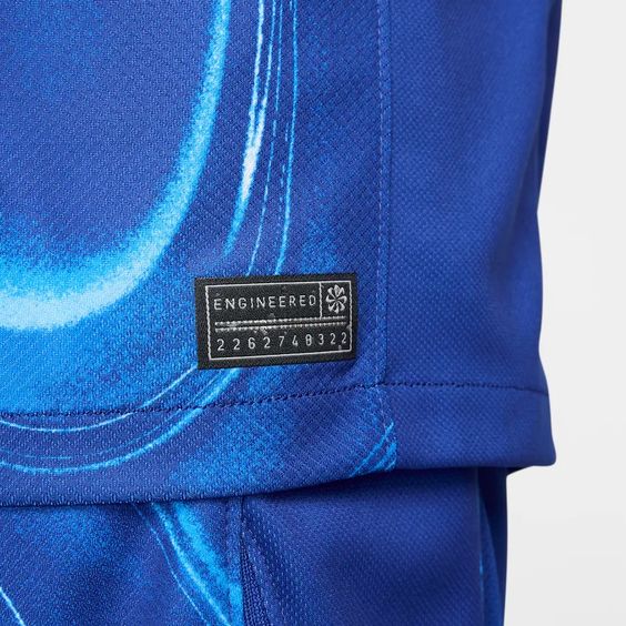 طقم تشيلسي الأساسي 2024/25