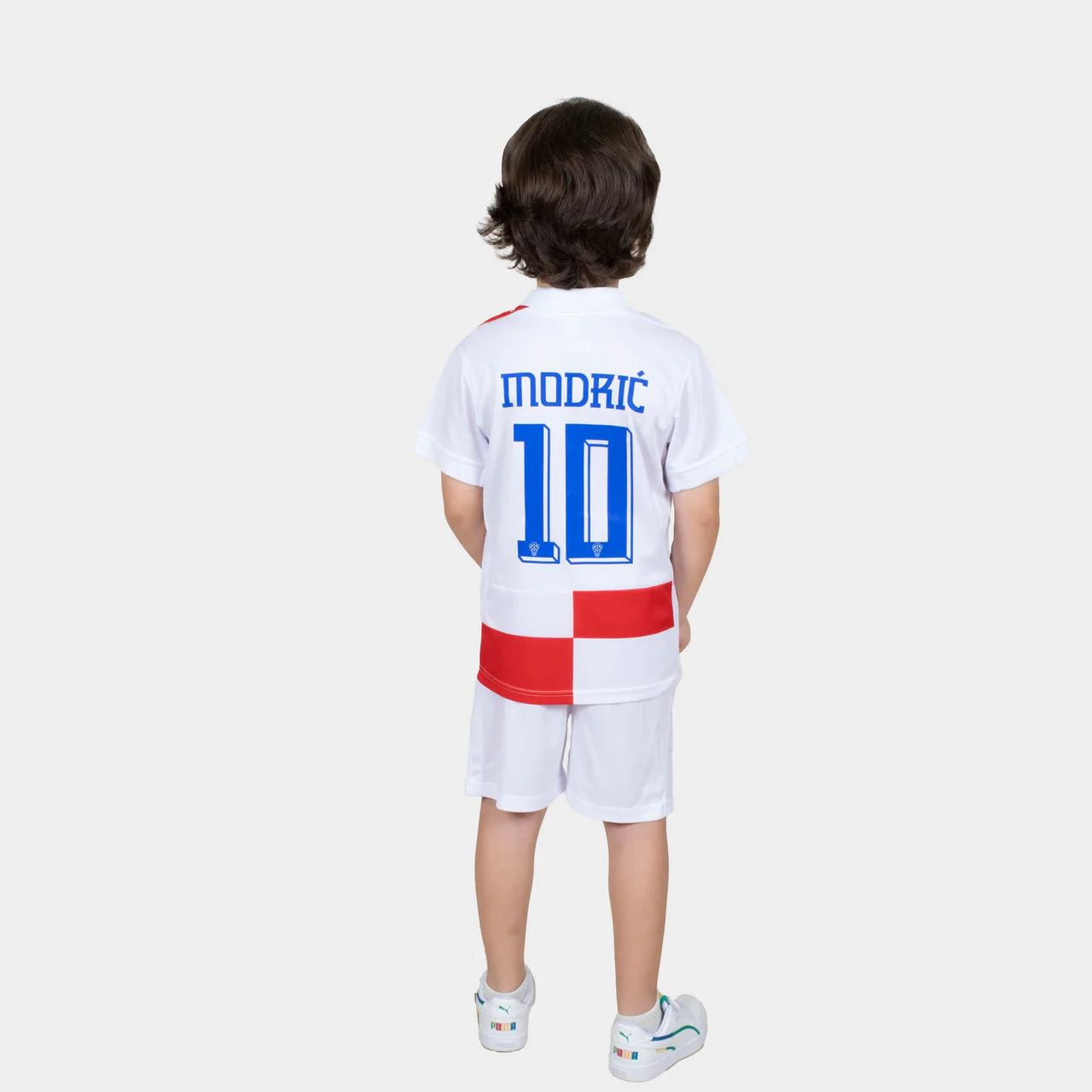طقم المنتخب الكرواتي للأطفال 2024/25 الأساسي