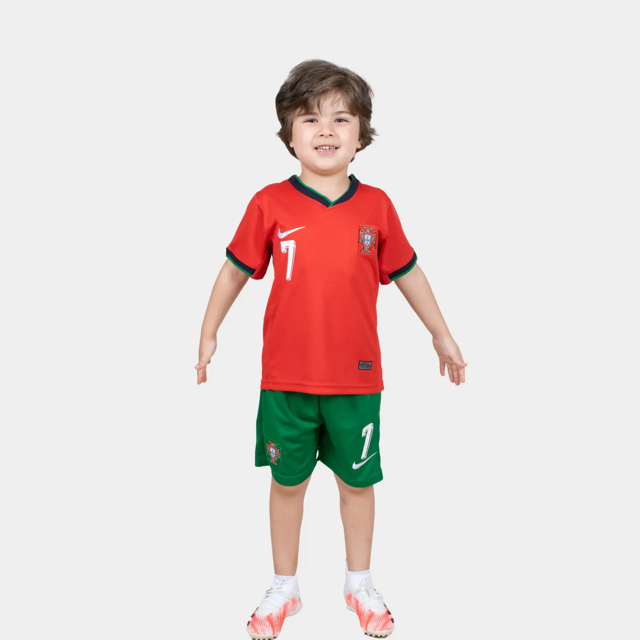 طقم منتخب البرتغال الوطني للأطفال للموسم 24/25