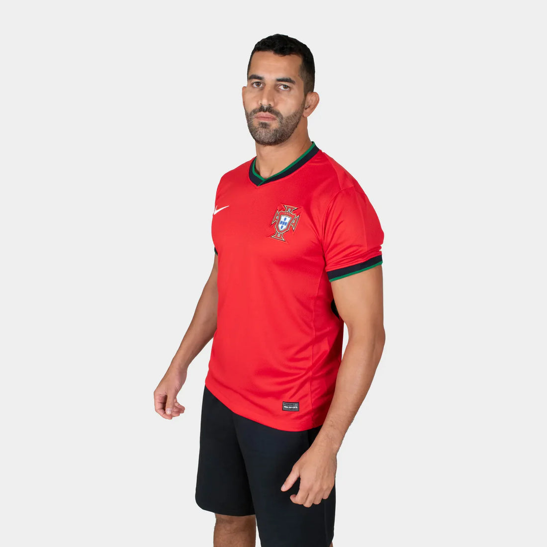 قميص منتخب البرتغال الوطني للموسم 2024/25