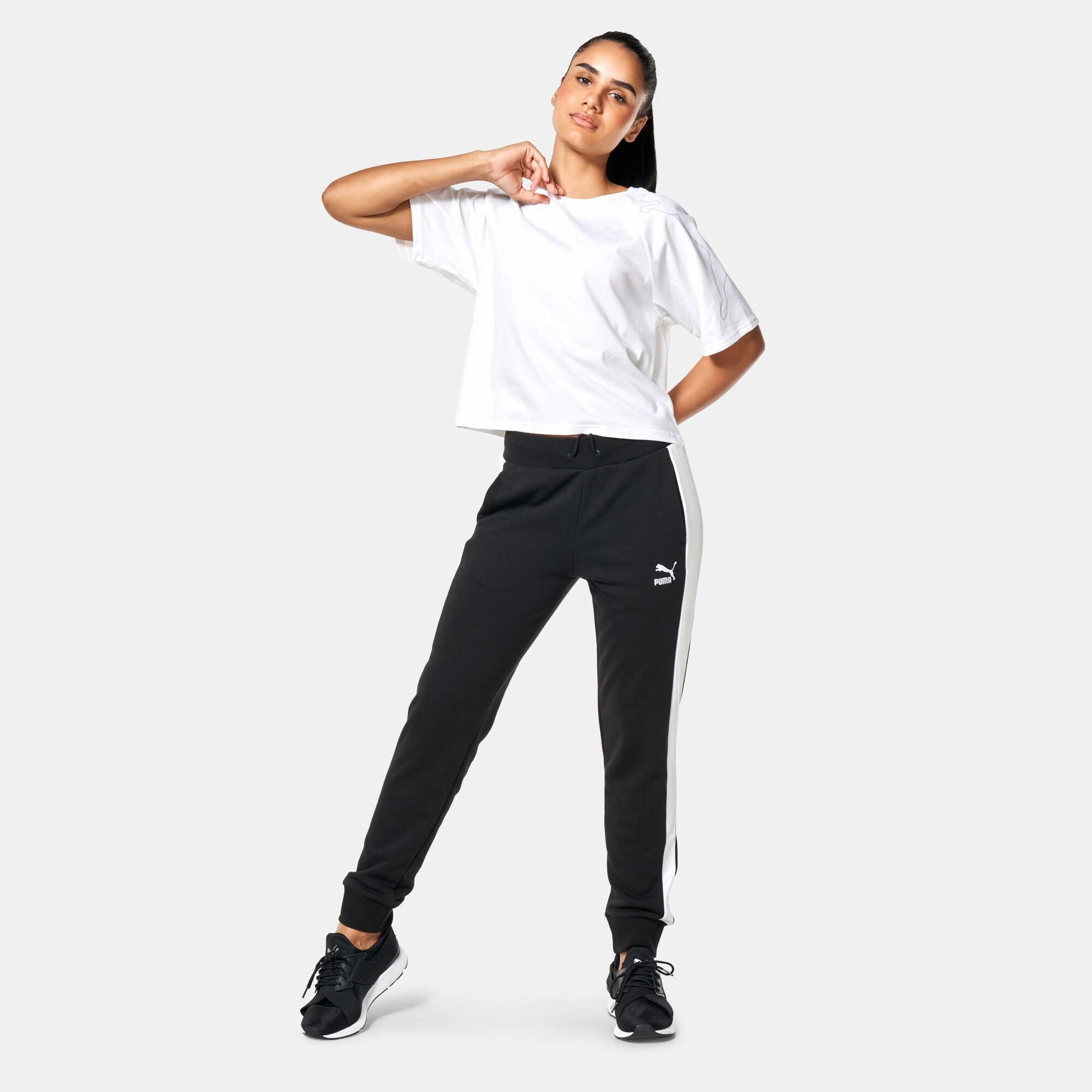 سراويل رياضية نسائية