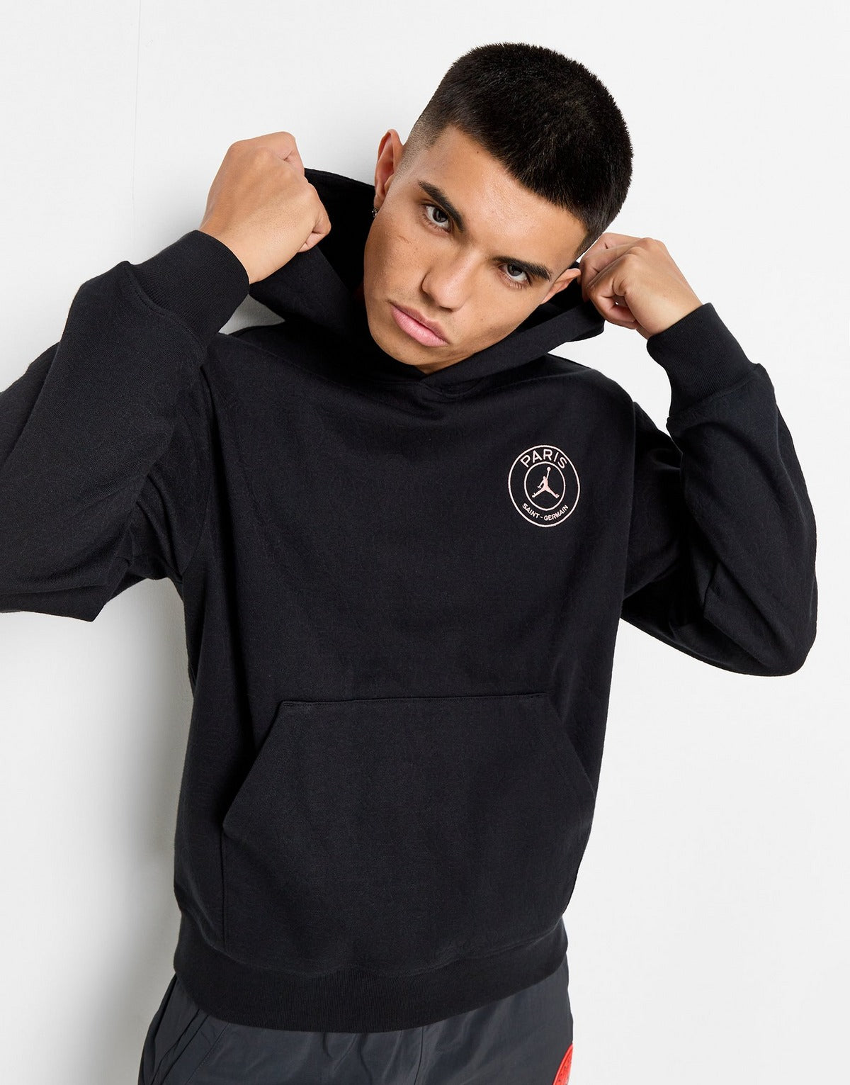 هودي بولوفر فليس جوردن باريس سان جيرمان