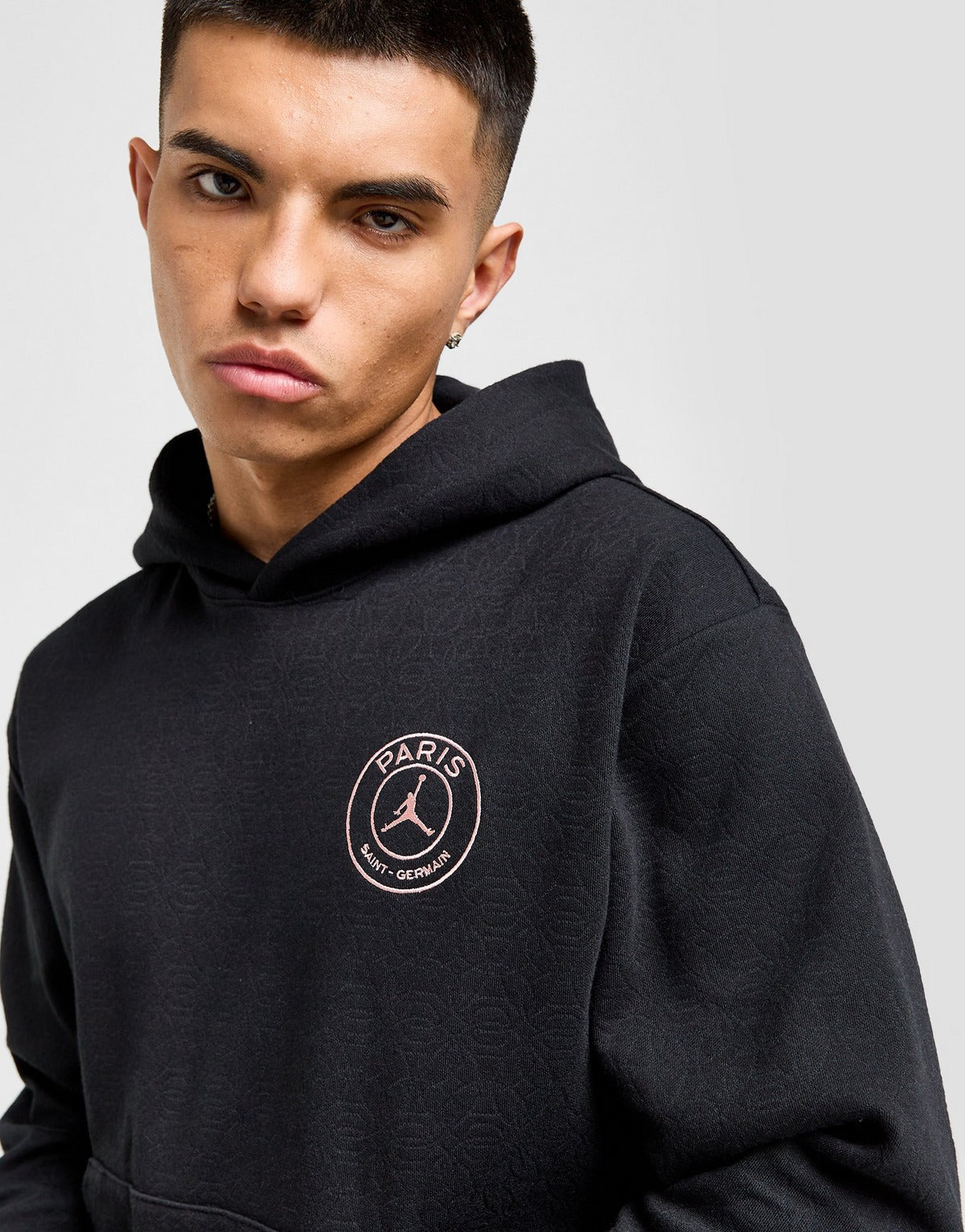 هودي بولوفر فليس جوردن باريس سان جيرمان