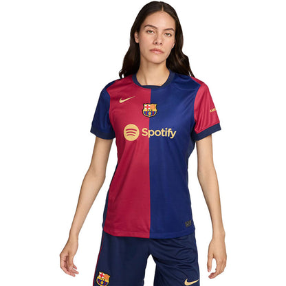 طقم برشلونه الاساسي للسيدات 24/2025