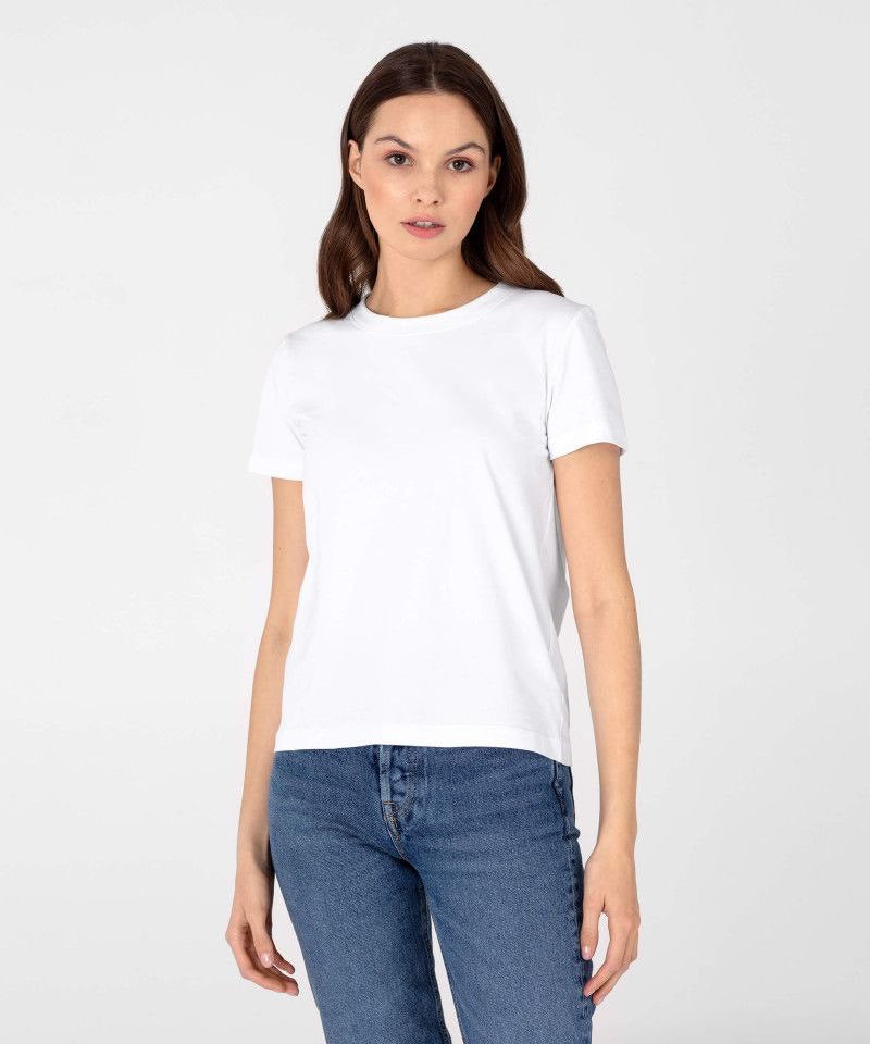 تيشرت أبيض للنساء